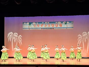 フラダンス発表会
