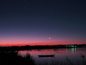 表紙「”水”集う」の写真