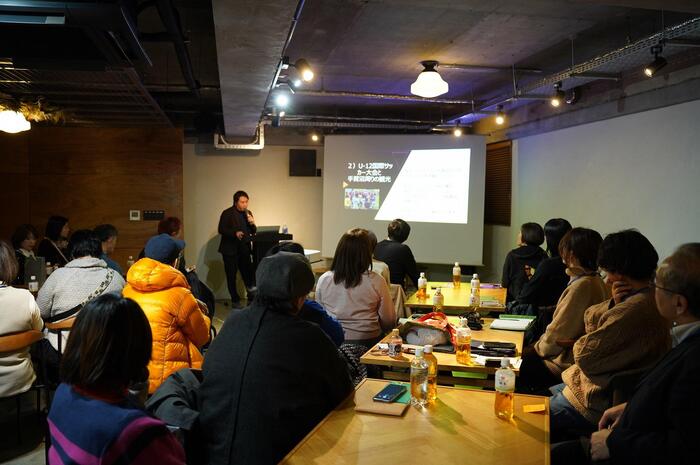 手賀沼100人カイギの様子