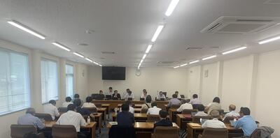 令和7年第3回定例会に関する懇談会の写真